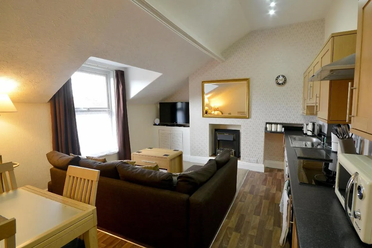 Brightwater 2Nd Floor Apartment For Up To 6 Guests Near North Bay Beach 0*, Scarborough United Kingdom